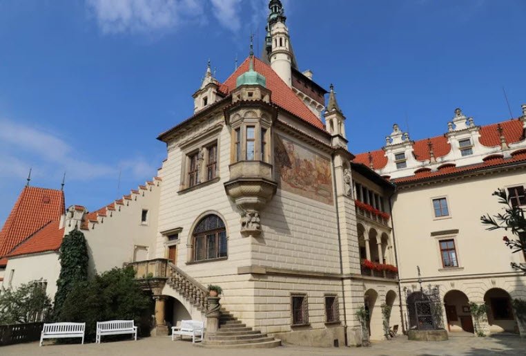 Dolní Počernice (Château), Czech Republic (Czechia)